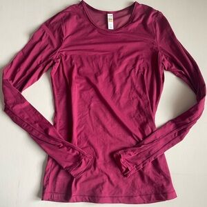 💚3/$15💚 LOLE XS raspberry pink purple mesh long sleeve activewear shirt